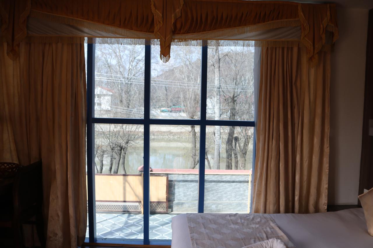 Mannat Resorts Srinagar  Luaran gambar