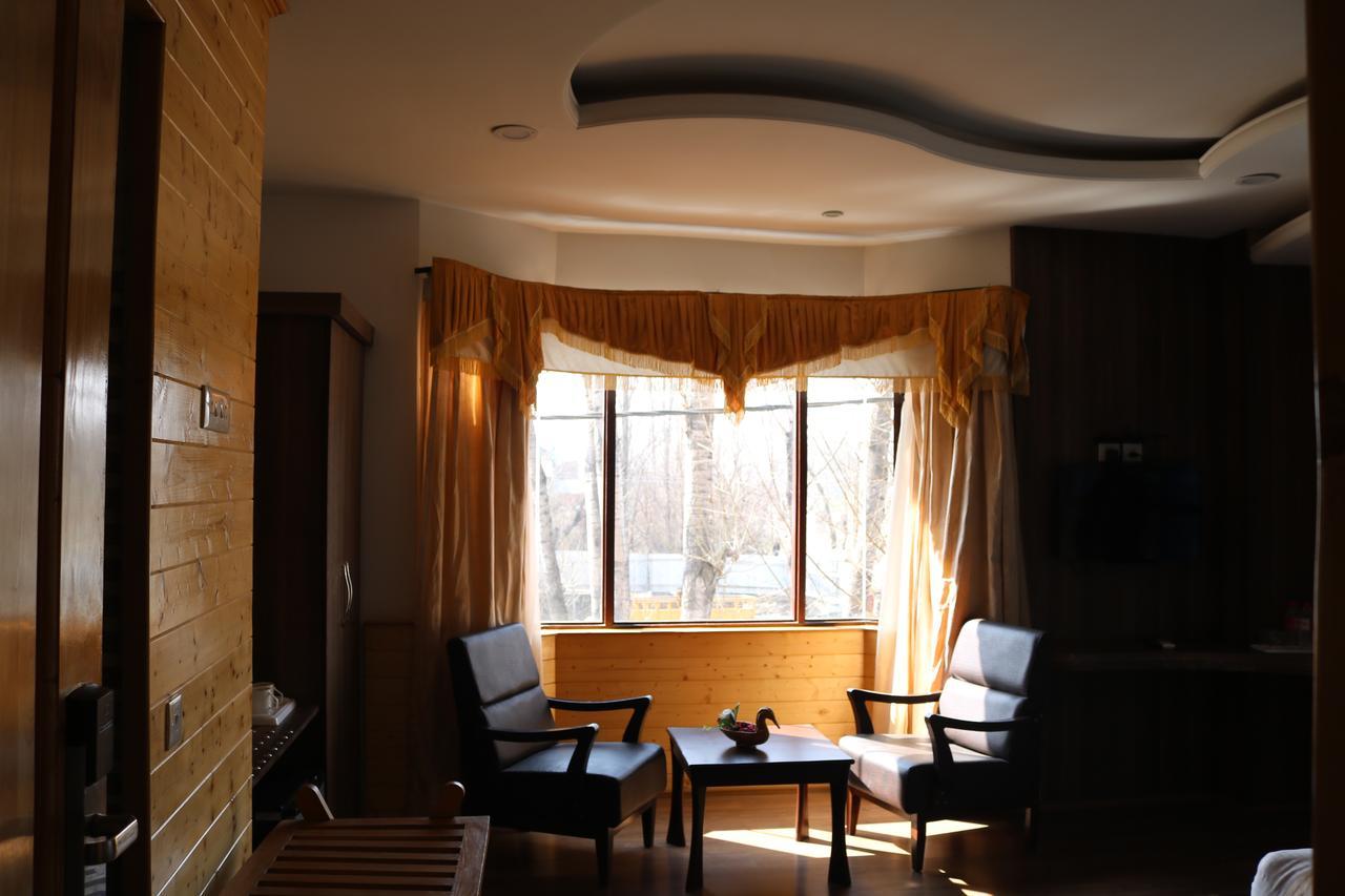 Mannat Resorts Srinagar  Luaran gambar